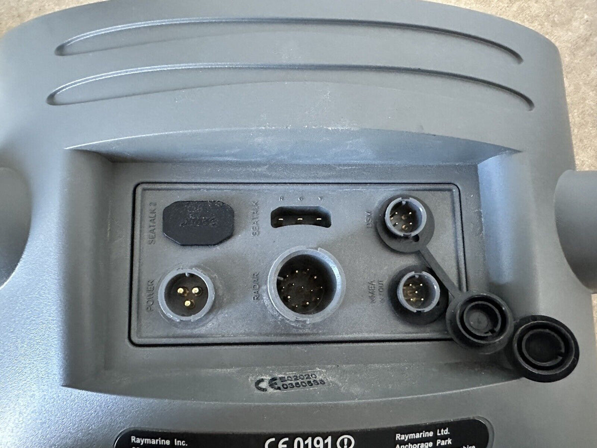 Raymarine C80 Chartplotter FOR PARTS