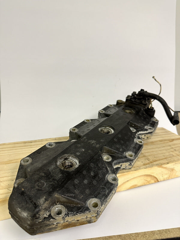 Johnson Evinrude 225 Cylinder Head