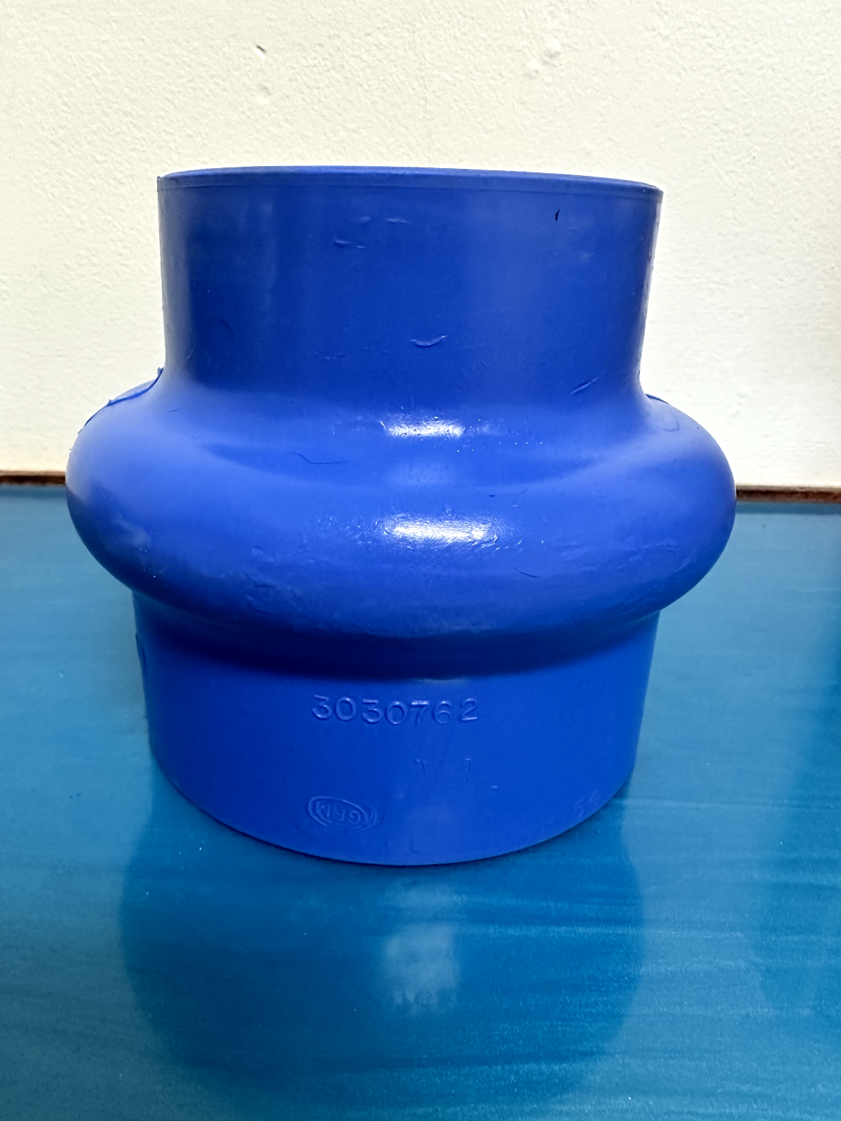 Trident Marine Exhaust Hump Bellow 4" to 5"