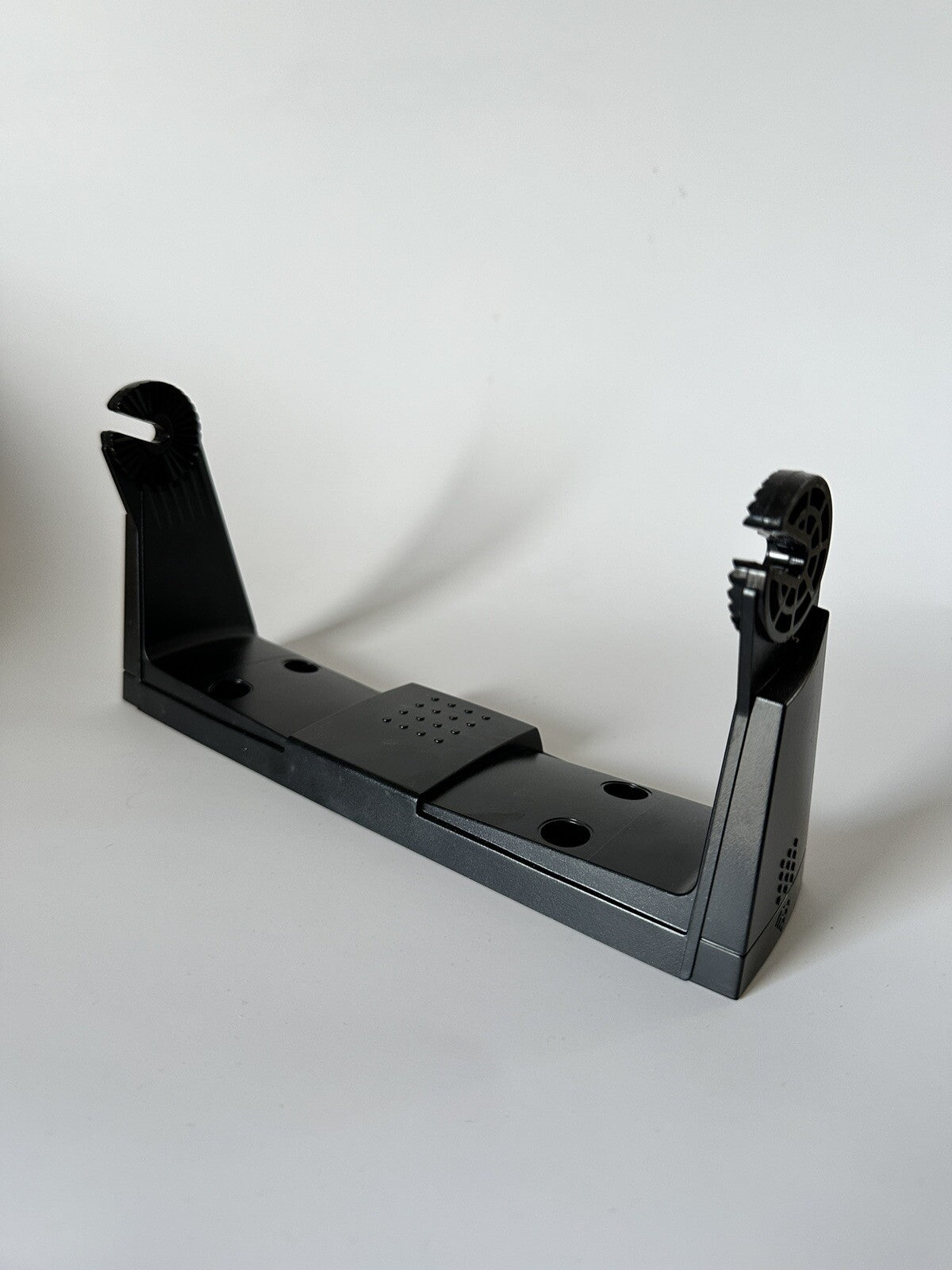 Simrad Go9 Bracket Gimbal 072-21867